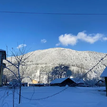 фієста Lodge *